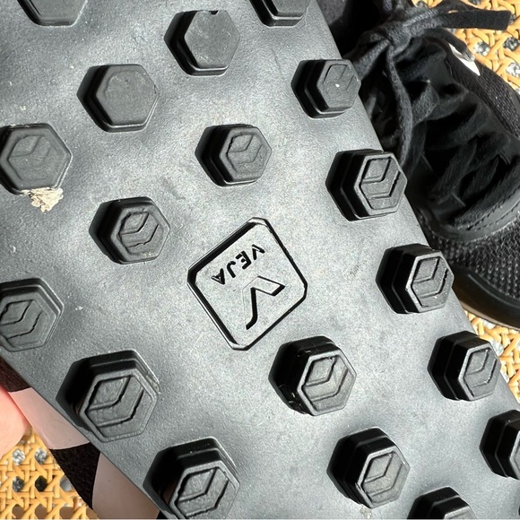 Veja Black and White Sneakers - Picture 12 of 12